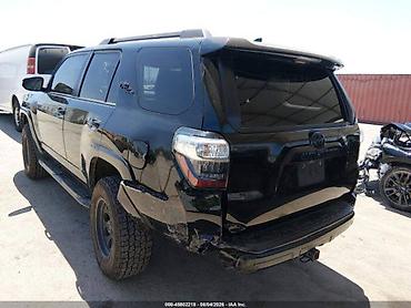 Toyota: Toyota 4Runner: 2020 г., Автомат, Бензин — 5