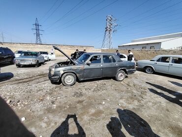 QAZ: QAZ 3110: 2.4 l | 2003 il 50070 km Sedan