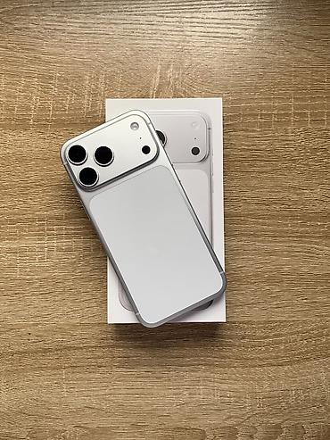 iphone cs: IPhone 17 Pro, Новый, 512 ГБ, Серебристый, Коробка, Зарядное устройство, Защитное стекло — 4