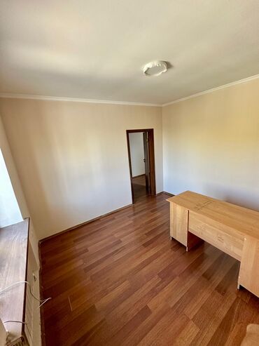 Долгосрочная аренда домов: 300 м², 5 комнат — 5