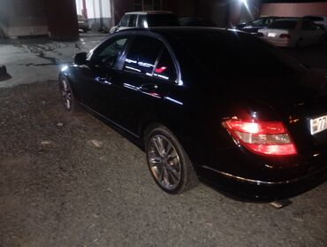 Mercedes-Benz C 250: 1.8 l | 2008 il Sedan