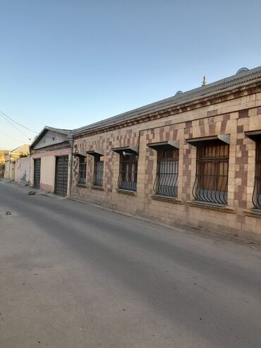 Həyət evləri və villaların satışı: 9 otaq, 264 kv. m, Kredit var, Orta təmir — 2
