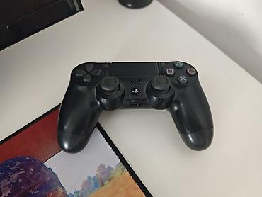 mac mini m4: Беспроводной геймпад Sony DualShock 4 (PS4), черный. ОРИГИНАЛ — 1