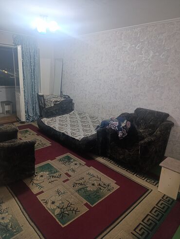 долгосрочная аренда квартир однокомнатная: 2 бөлмө, Менчик ээси, Чогуу жашоосу жок, Толугу менен эмереги бар