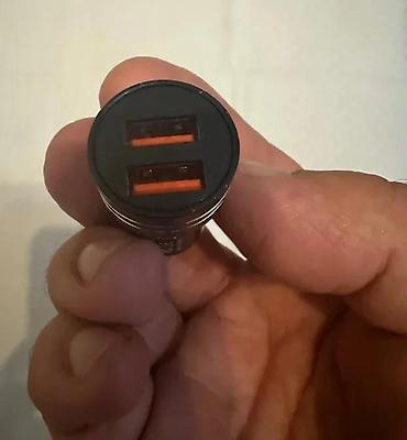Ostalo: Auto punjač metalni 2USB DC5.0V 2.4A NOVO. OPIS PROIZVODA: Visoko — 7