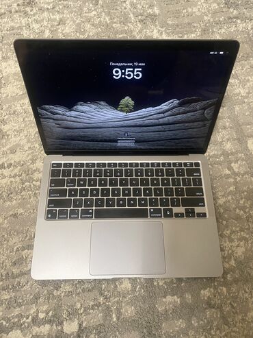 Ноутбуки: Ноутбук, Apple, 8 ГБ ОЗУ, Apple M1, Б/у