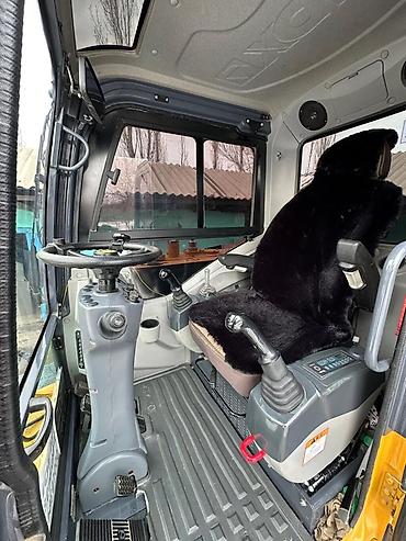 jcb 4cx: Экскаватор, XCMG, 2022 г., Колесный — 4