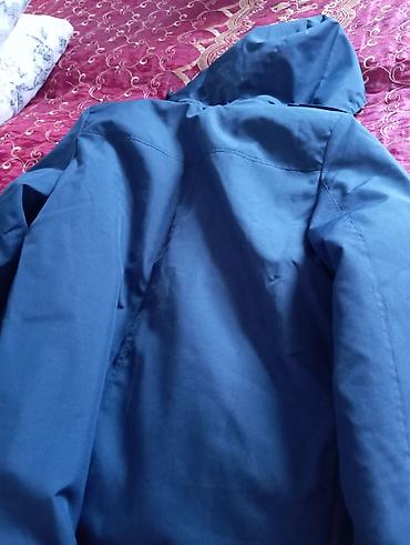 north face kurtka: Mavi rəngli bu kişi kurtkasi boy 1.75 çəki 83. 90 kq olan adama gedir — 3