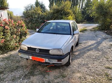 срв 1 поколение: Volkswagen Golf: 1992 г., 1.8 л, Механика, Бензин, Хэтчбэк