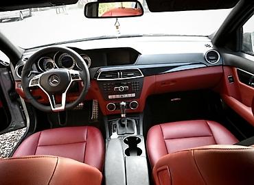 avtomobil ehtiyat hisselerinin satisi: Mercedes-Benz C-Class: 1.8 l | 2012 il Sedan — 5