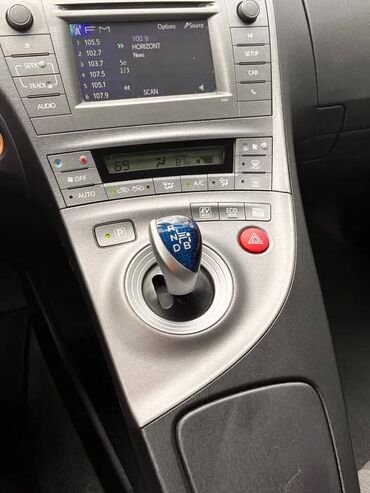 Toyota: Toyota Prius: 1.8 l. | 2014 έ. Χάτσμπακ — 9