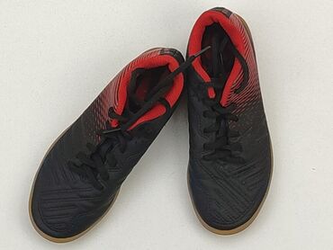 czapka krasnala dla dzieci: Sport shoes 30, Used