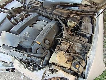 w210 oturacaqlar: Mercedes-Benz E-sinfi W210 (universala bənzər kuzov), benzin — 7