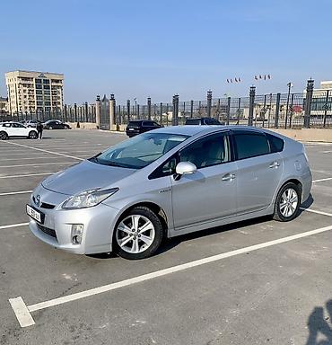 100: Toyota Prius: 2010 г., 1.8 л, Автомат, Гибрид, Хэтчбэк — 3