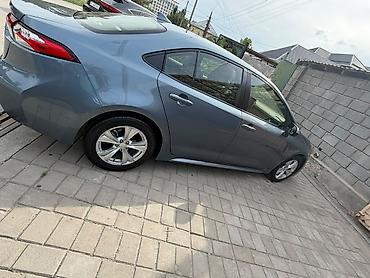levin corolla: Toyota Corolla: 2019 г., 1.8 л, Гибрид — 1