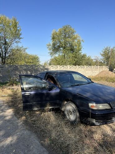 маршрут бус: Nissan Cefiro: 1995 г., 2 л, Автомат, Бензин, Седан