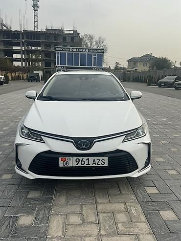 армянские номера в кыргызстане: Toyota Corolla: 2020 г., 1.8 л, Вариатор, Гибрид, Седан — 1