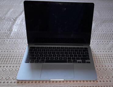 шивенни машина: Ноутбук, Apple, 16 ГБ ОЭТ, Apple M4, 13.5 ", Колдонулган, Жумуш, окуу үчүн