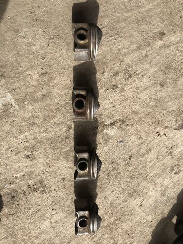 Sbor motorlar və silindr başlıqları: Mitsubishi chariot 4g64 muherriki.Butun hisseler ideal veziyyetdedi — 8