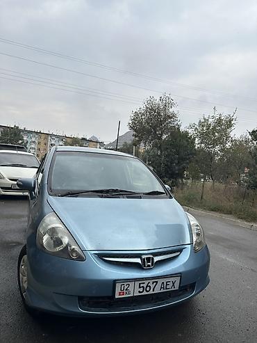 Honda Fit: 2005 г., 1.3 л, Автомат, Бензин, Хэтчбэк at lalafo.kg — 5 Honda Fit: 2005 г., 1.3 л, Автомат, Бензин, Хэтчбэк — 5