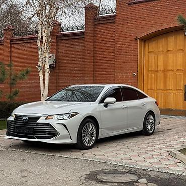 Toyota: Toyota Avalon: 2022 г., 2.5 л, Гибрид — 8