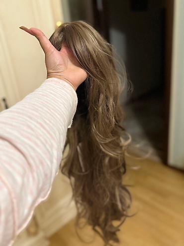 Təbii saçlar, pariklər: Parik, Süni — 3