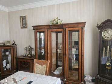 Qonaq otağı dəstləri: İşlənmiş, Komod, Masa və oturacaqlar, TV altlığı, Kredit yoxdur, Türkiyə — 3