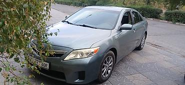 mazda 2: Toyota Camry: 2011 г., 2.5 л, Автомат, Гибрид, Седан — 1