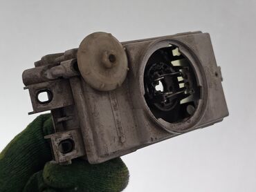 Противотуманные фары: Правая противотуманная фара Volkswagen 1994 г., Б/у, Оригинал, Германия — 13