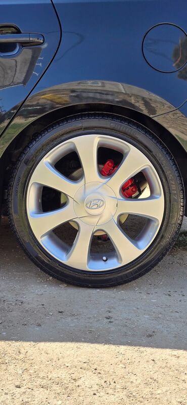 Disk təkərlər: İşlənmiş Disk təkər Hyundai 215 / 45 / R 17, 5 Boltlu