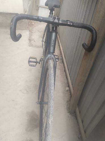 сапок рама: Фикс-байк (single speed) AXE - Рама и вилка: жесткая, материал — 4