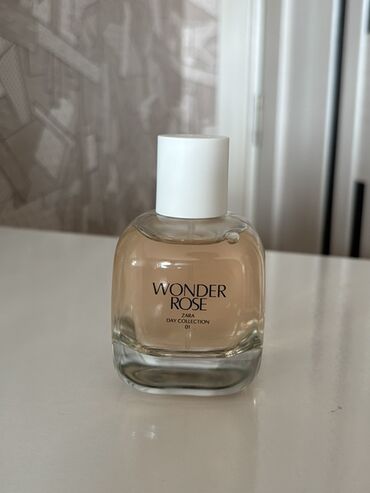 Ətriyyat: Zara brendinə məxsus Wonder Rose ətri. Gündəlik istifadə üçün nəzərdə