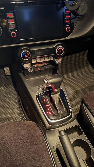 kia xline: Kia Rio X-Line: 2021 г., 1.6 л, Автомат, Бензин, Хэтчбэк — 7