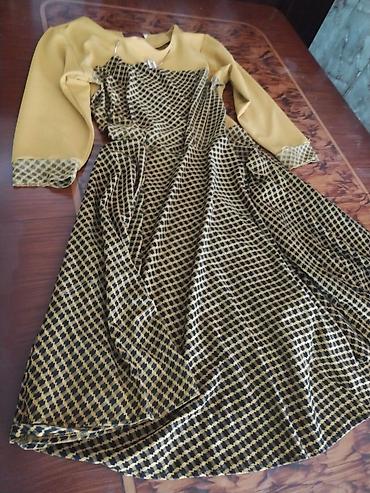 Dəstlər, kostyumlar: 🌼 Qadın donu – 42 razmer ✨ İkinci əl, səliqəli istifadə olunub. 👗 42 — 4
