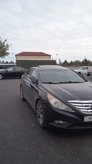 Hyundai: Hyundai Sonata: 2 l | 2013 il Sedan — 3