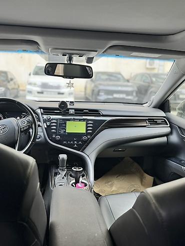 camry: 🔹 İstehsal ili: 2019 🔹 Mühərrik: 2.5 benzin 🔹 Yürüş: 100.000 km 🔹 — 7