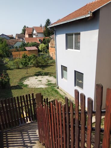 Kuće na prodaju: 350 kv. m, 6 soba — 16