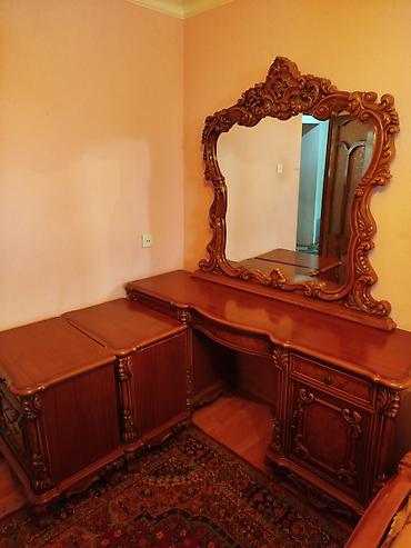 mebel 2ci əl: Qonaq otağı üçün, İşlənmiş, Açılan, Dördbucaq masa — 2