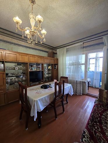 Bakı, Bakıxanov qəs., 3 otaqlı, Köhnə tikili, m. Neftçilər, 75 kv. m