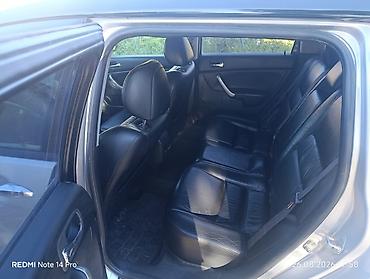 сл7: Honda Accord: 2004 г., 2.4 л, Автомат, Газ, Универсал — 8