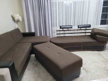 продаю диван бу: Модульный диван, цвет - Коричневый, Б/у