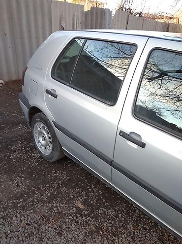 Volkswagen: Volkswagen Golf: 1994 г., 1.6 л, Механика, Бензин — 8