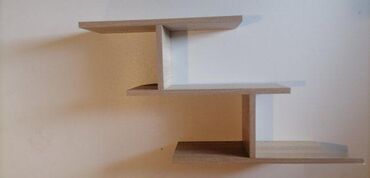 Police: Polica 10 Materijal: Polica se izrađuje od univera debljine 18 mm u — 5