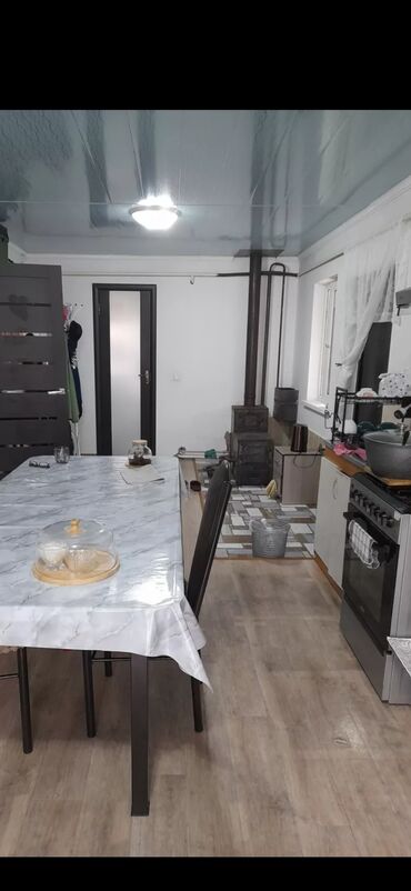 сдаётся частный дом: 55 м², 3 комнаты, Парковка, Забор, огорожен