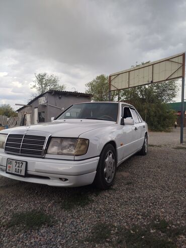 стекло на фару мерс 124: Mercedes-Benz W124: 1991 г., 2.3 л, Автомат, Бензин, Седан