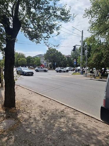 7 мкр Сдается в аренду СТО Площадь: 250м2; 2соток 1 линия Имеется