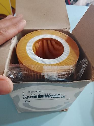 en keyfiyyetli motor yağları: Məhsul: Yağ filtri komplekti (Satz/kit) Təzədir. Detal nömrəsi: 11 42 — 1