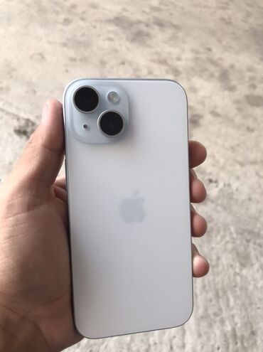 Apple iPhone: IPhone 15, Б/у, 128 ГБ, Синий, Зарядное устройство, Защитное стекло, Чехол, 100 %