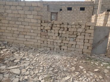 Həyət evləri və villaların satışı: 4 otaqlı, 130 kv. m, Kredit yoxdur, Təmirsiz — 2