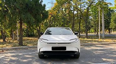 Продажа авто: Toyota bZ5: 2026 г., Автомат, Электромобиль, Лифтбек — 2